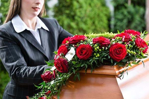 Brædstrup Begravelsesforretning (1)